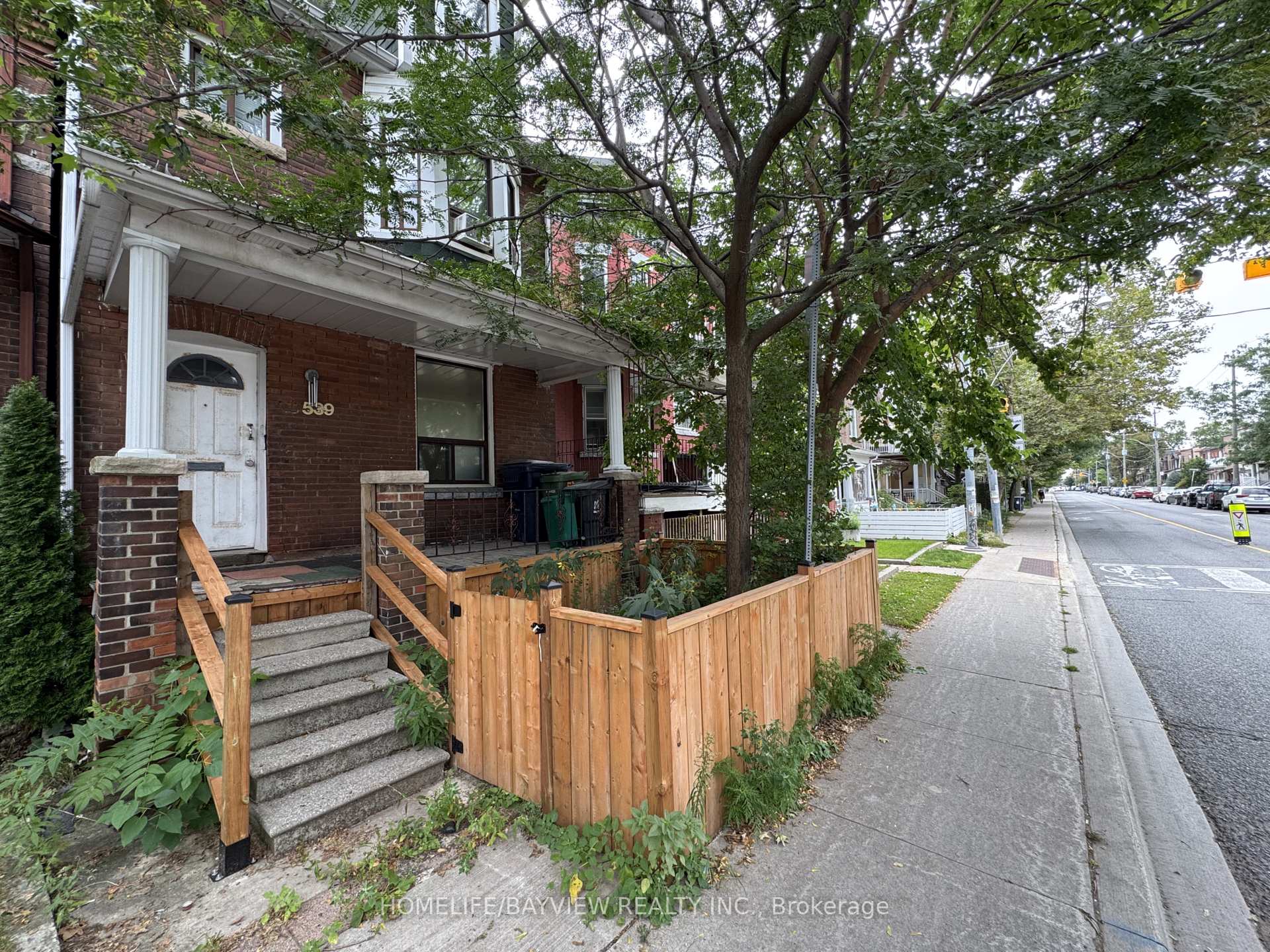 539 Lansdowne Avenue