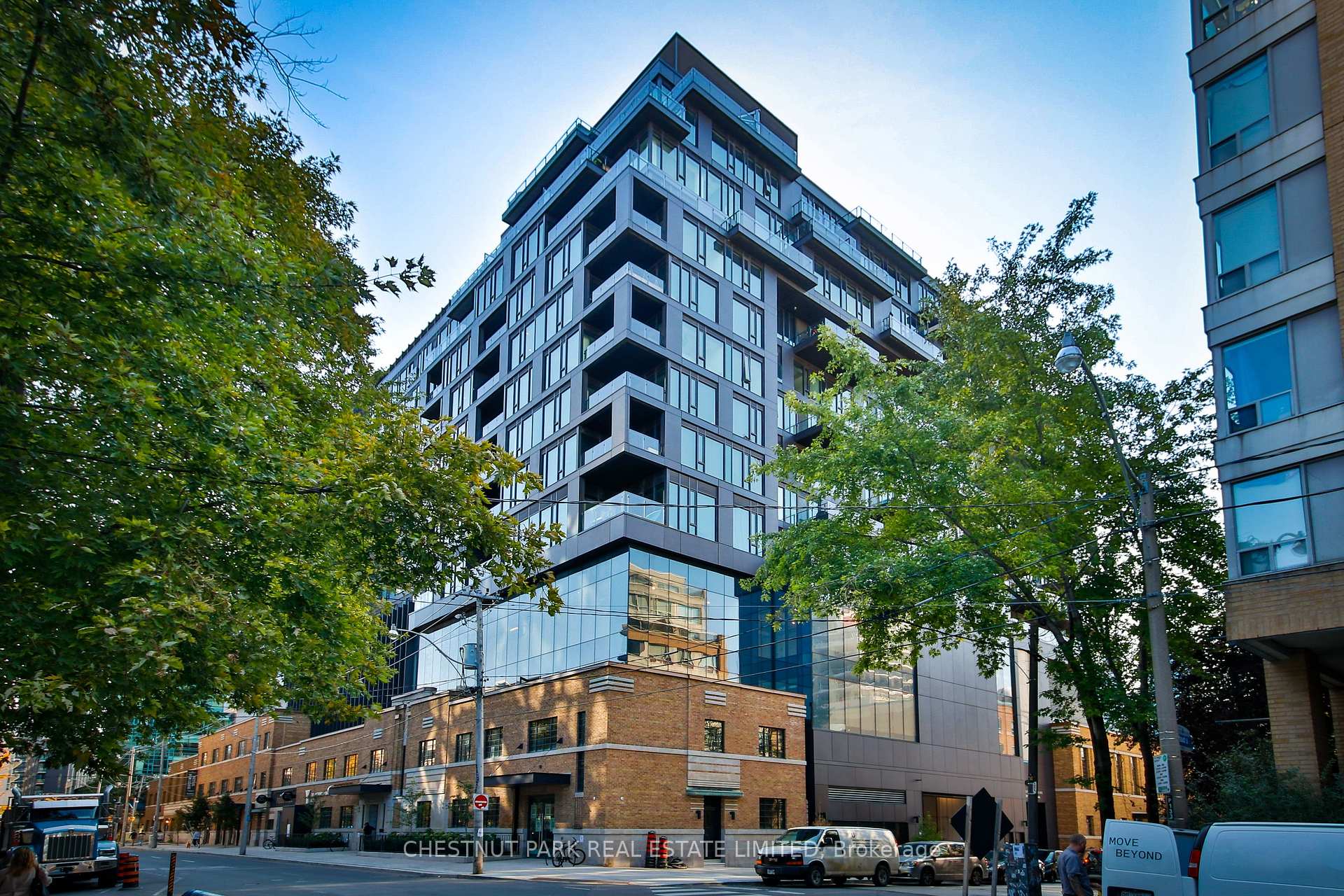 505 Richmond Street W