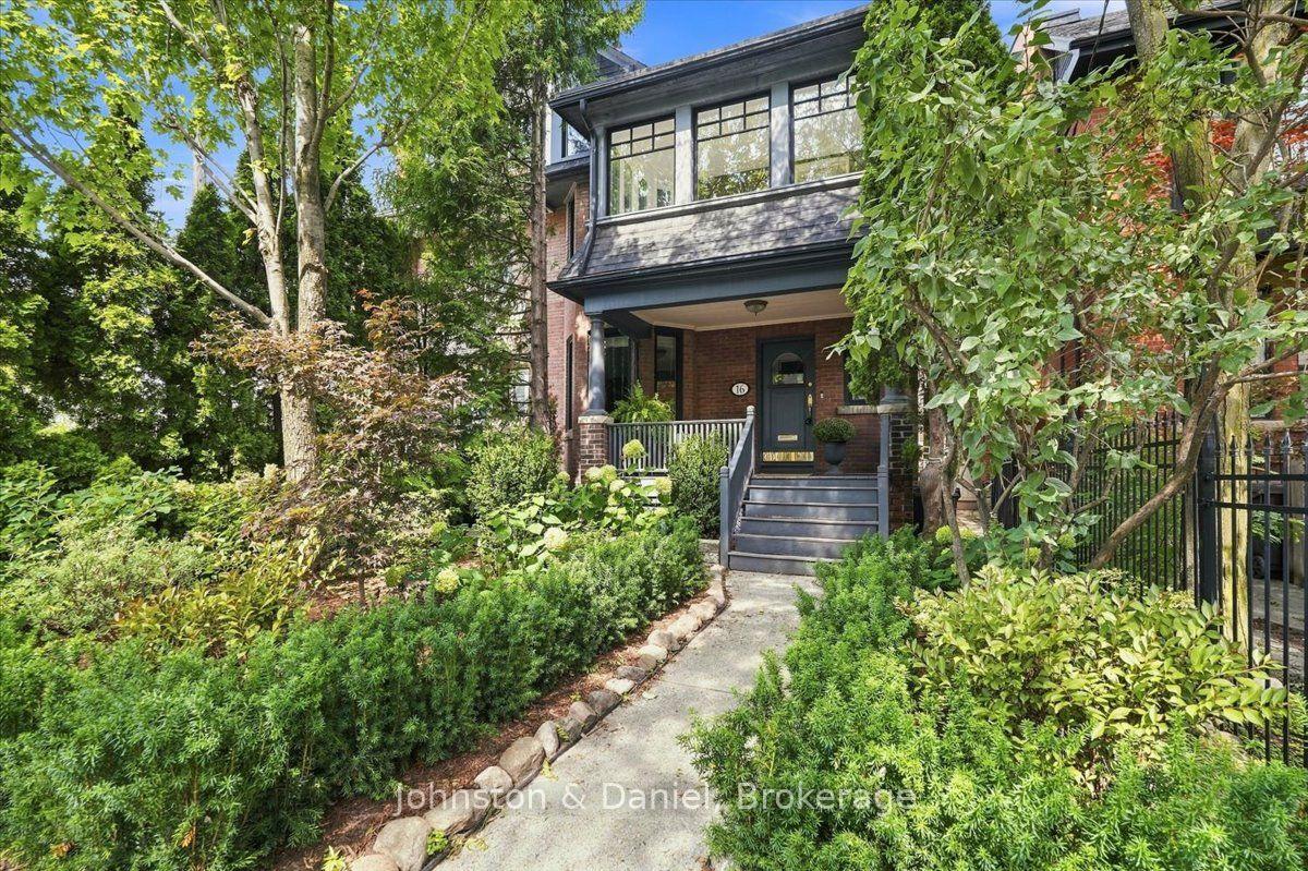 16 Barton Avenue