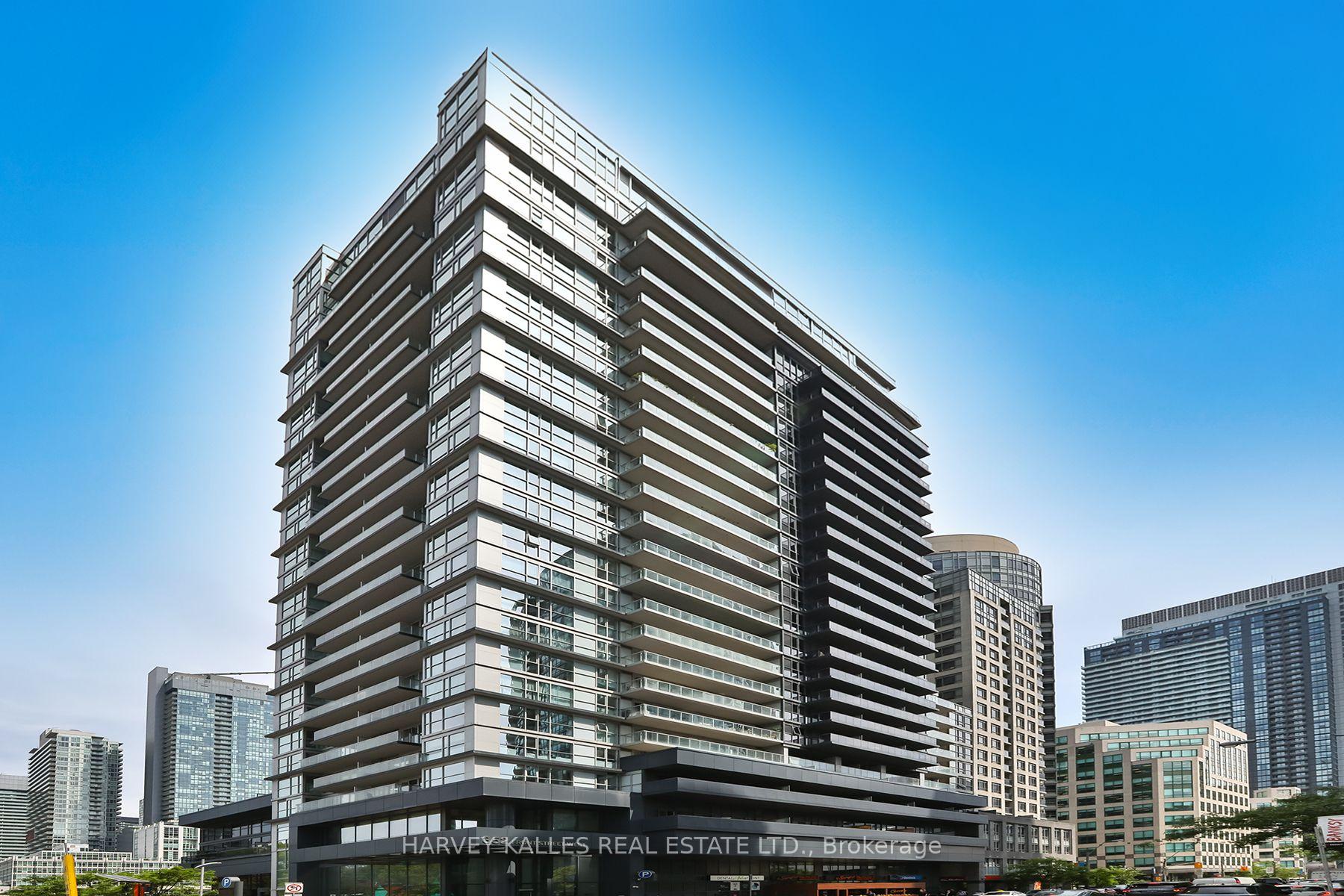 352 Front Street W