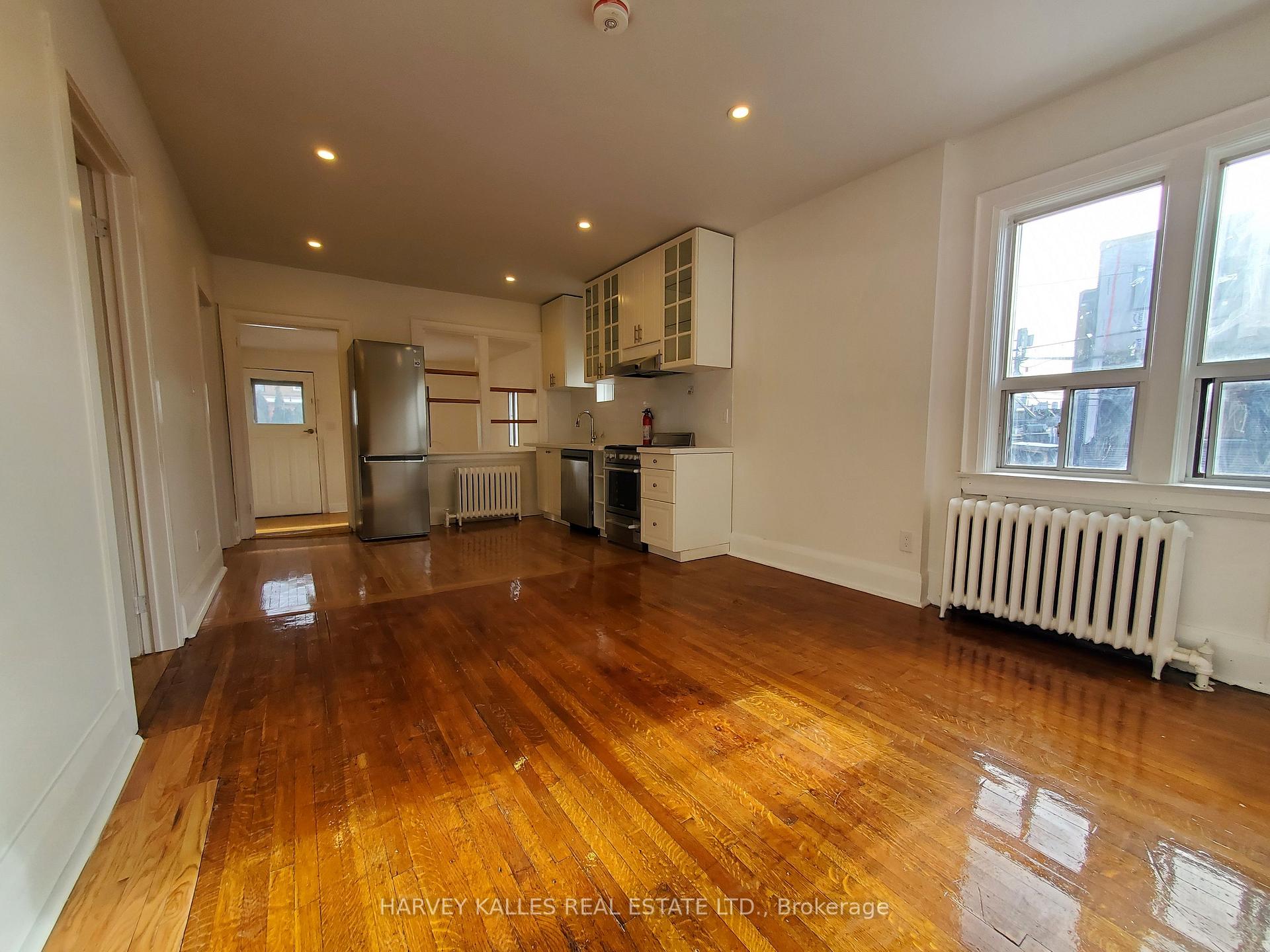 15 Alberta Avenue