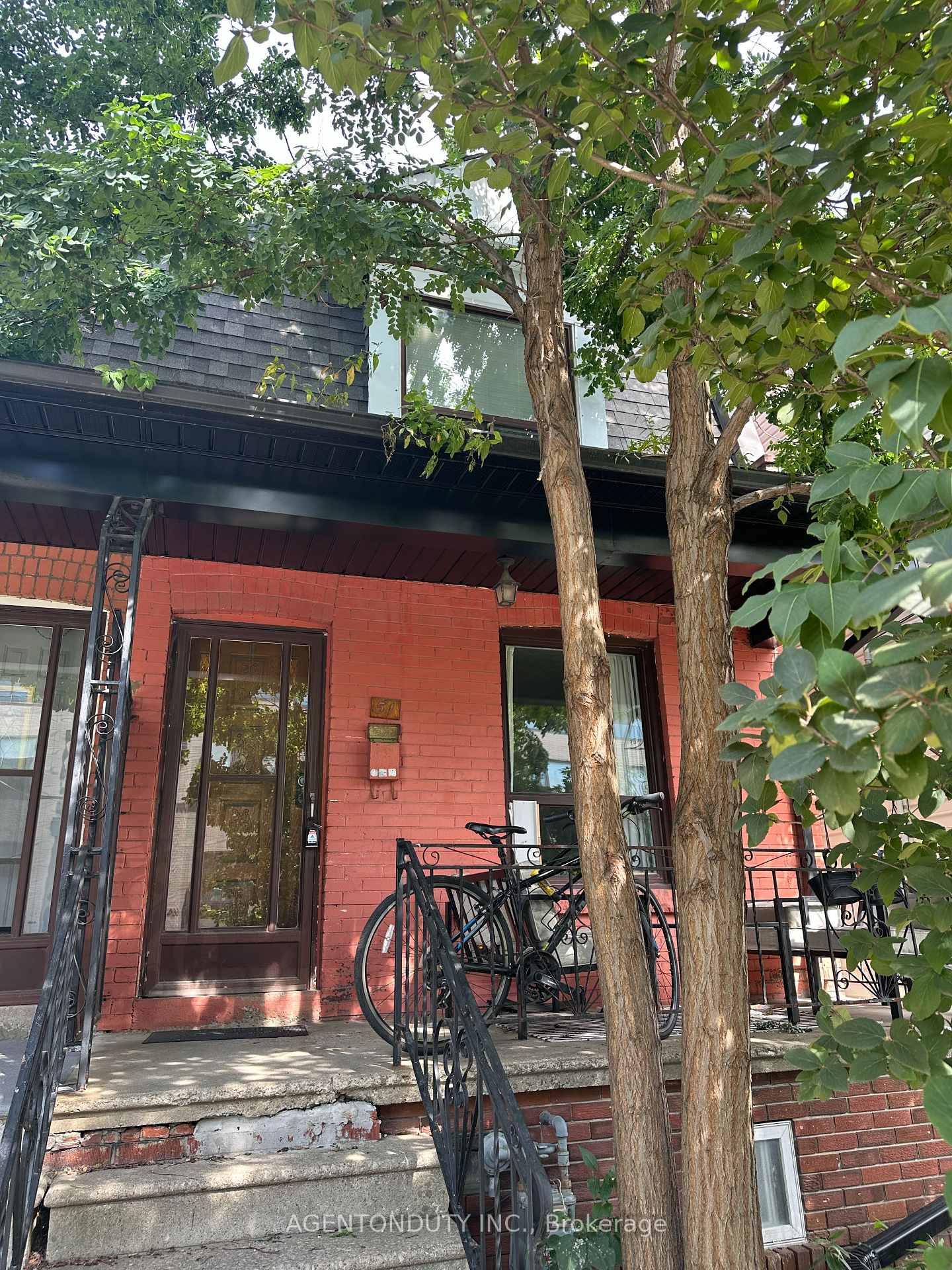 51 Perth Avenue