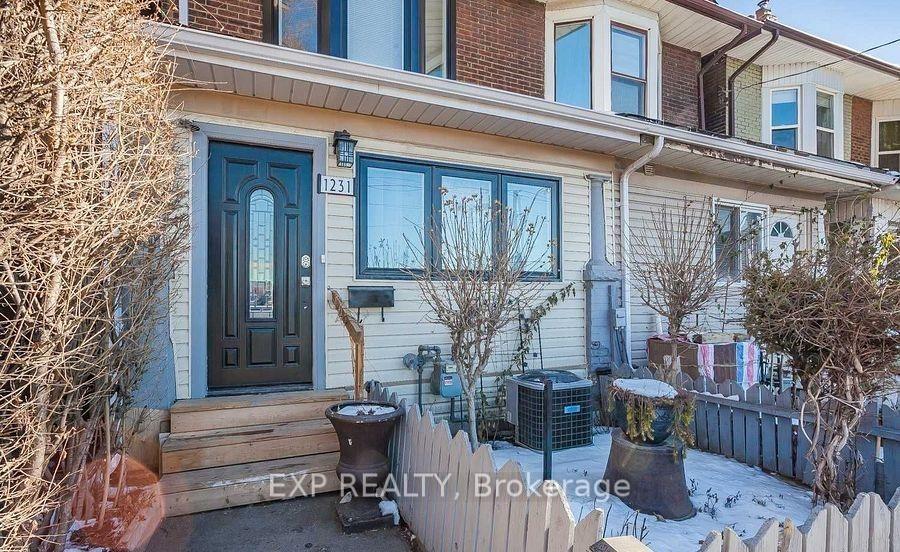 1231 Bathurst Street