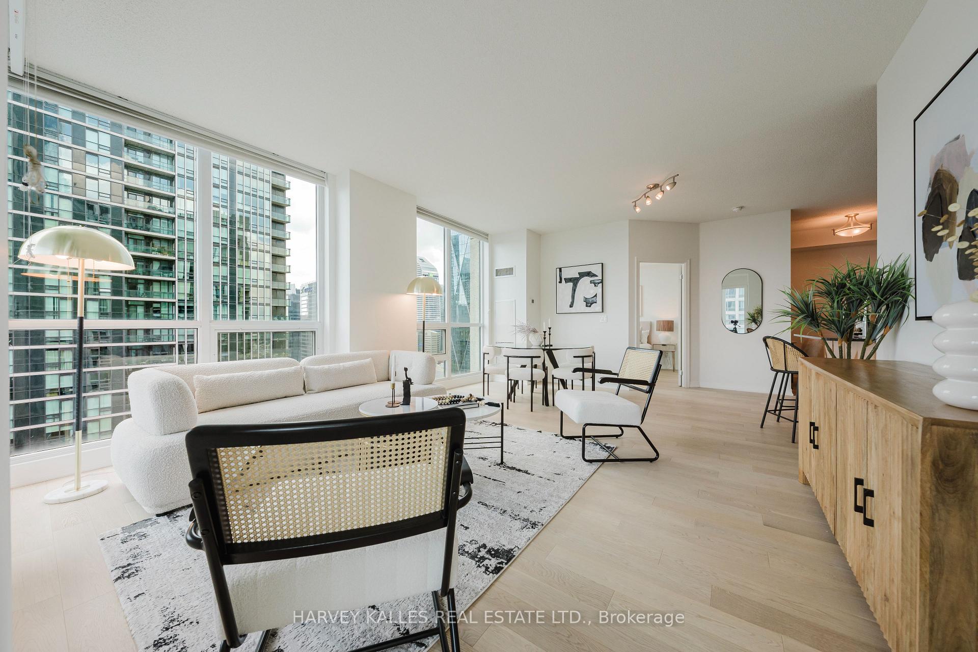 16 Yonge Street