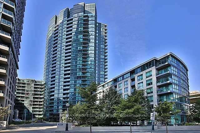 231 Fort York Boulevard