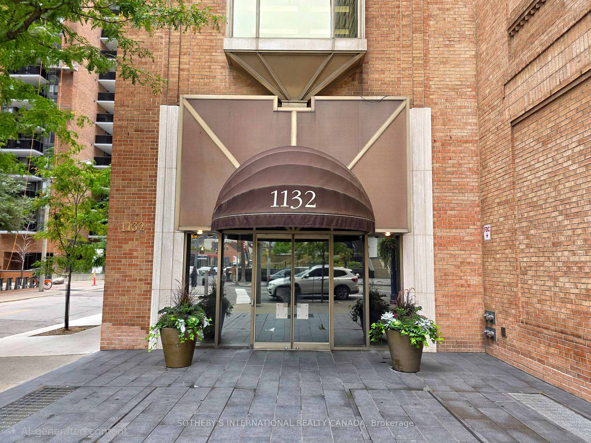 1132 Bay Street