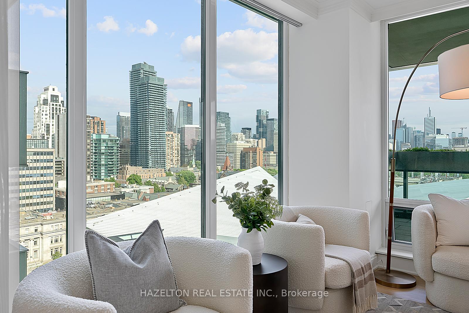 206 Bloor Street W