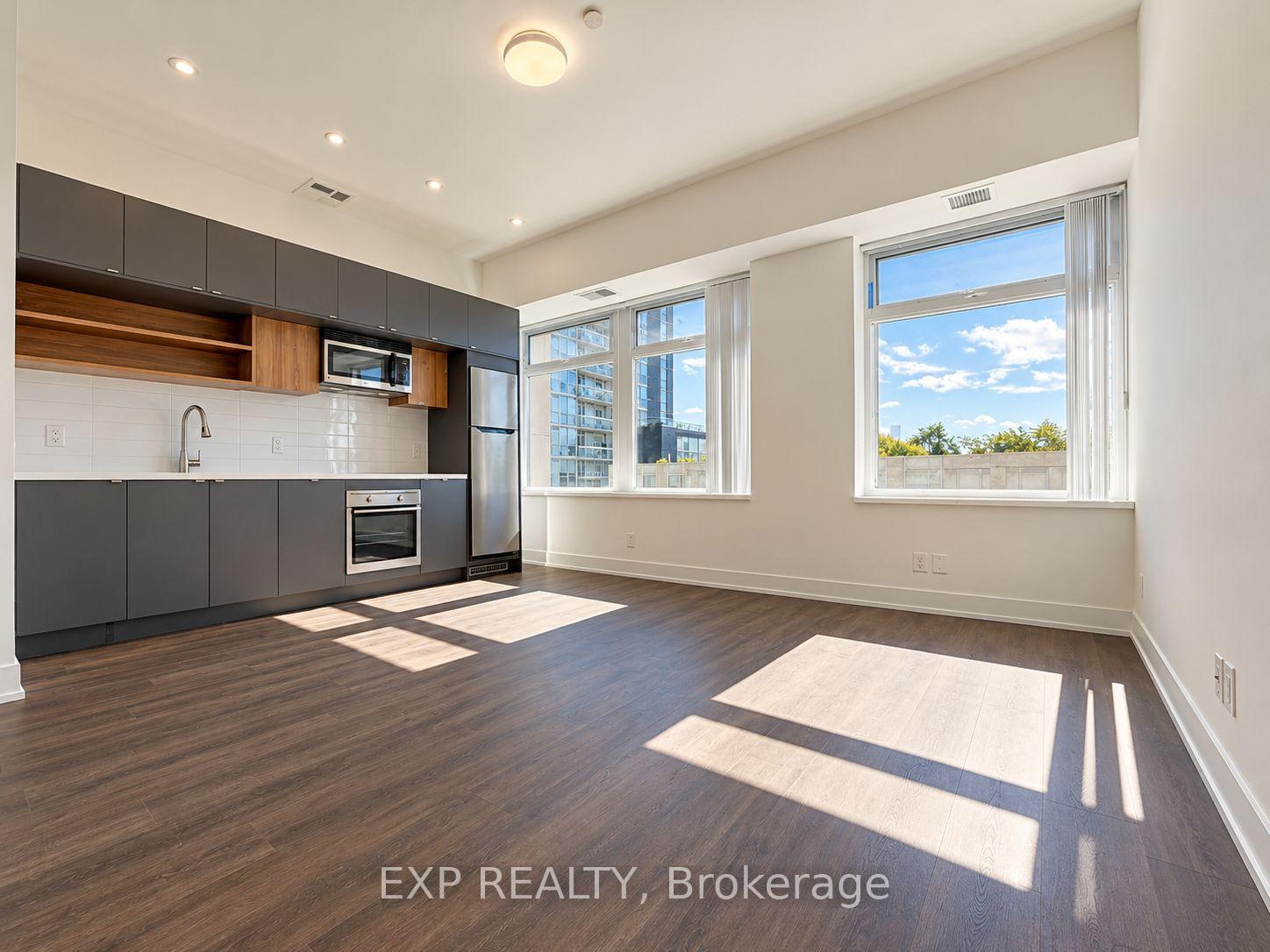 111 St Clair Avenue W