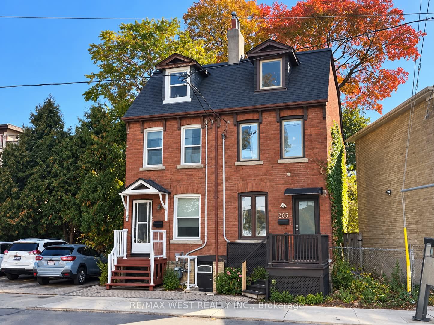 301 Dupont Street