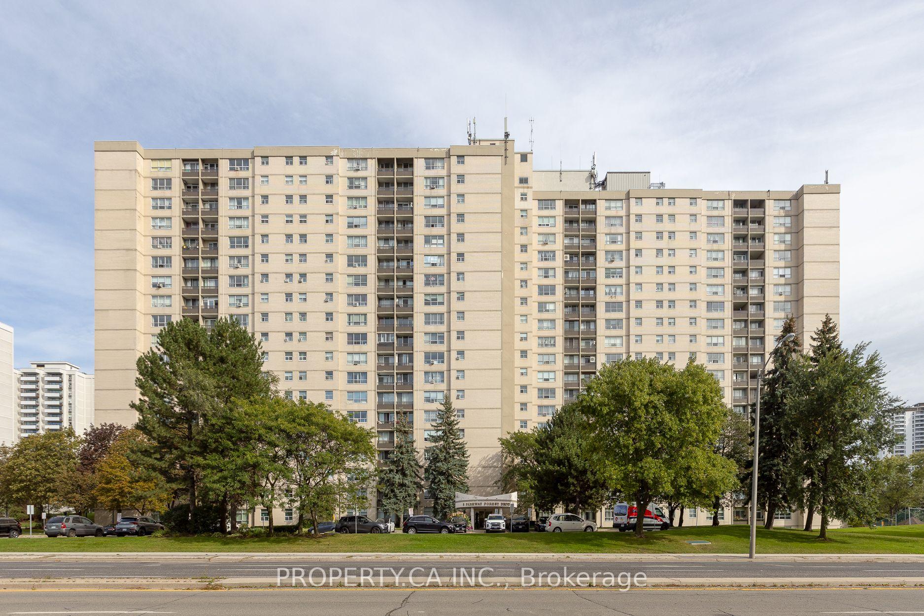 5 Parkway Forest Drive