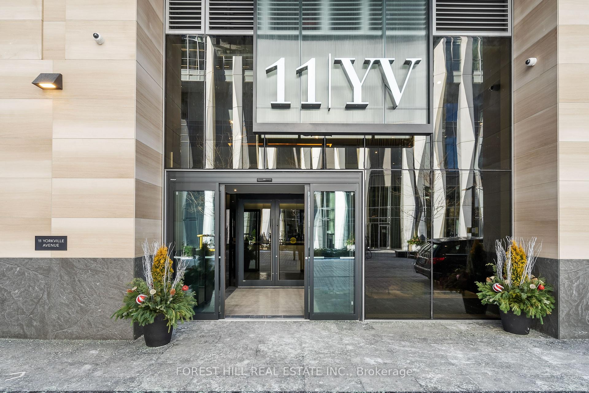 11 Yorkville Avenue