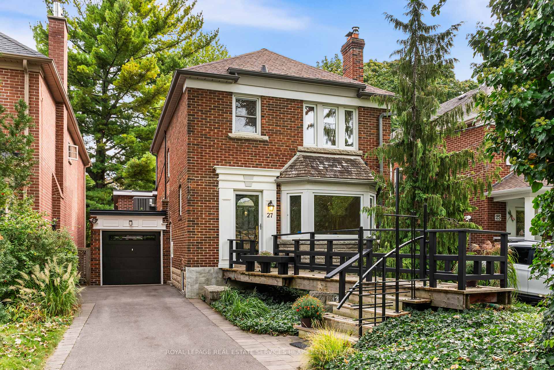 27 Berney Crescent