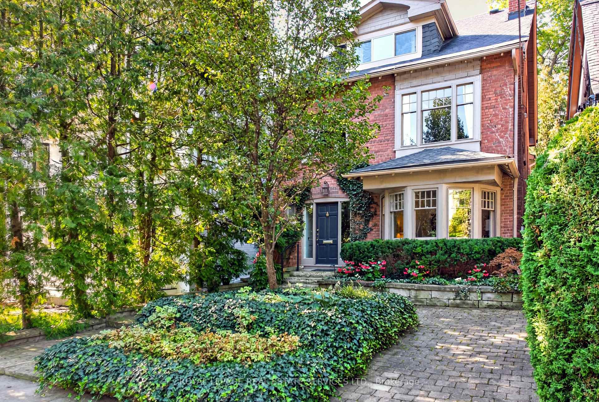 62 Astley Avenue