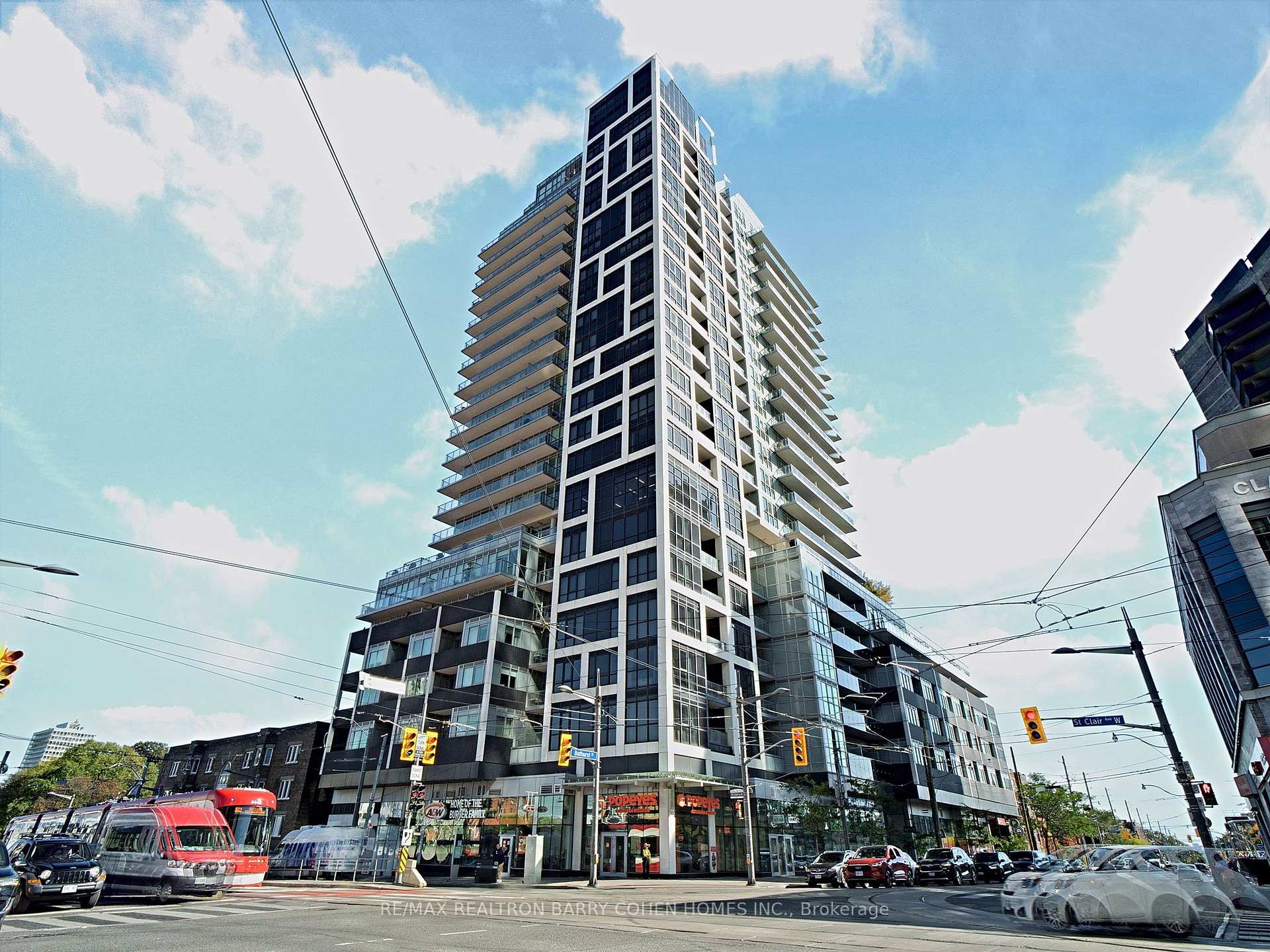 501 St Clair Avenue W