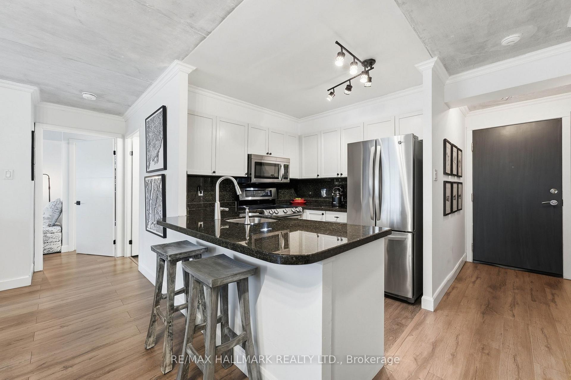 600 Queens Quay W