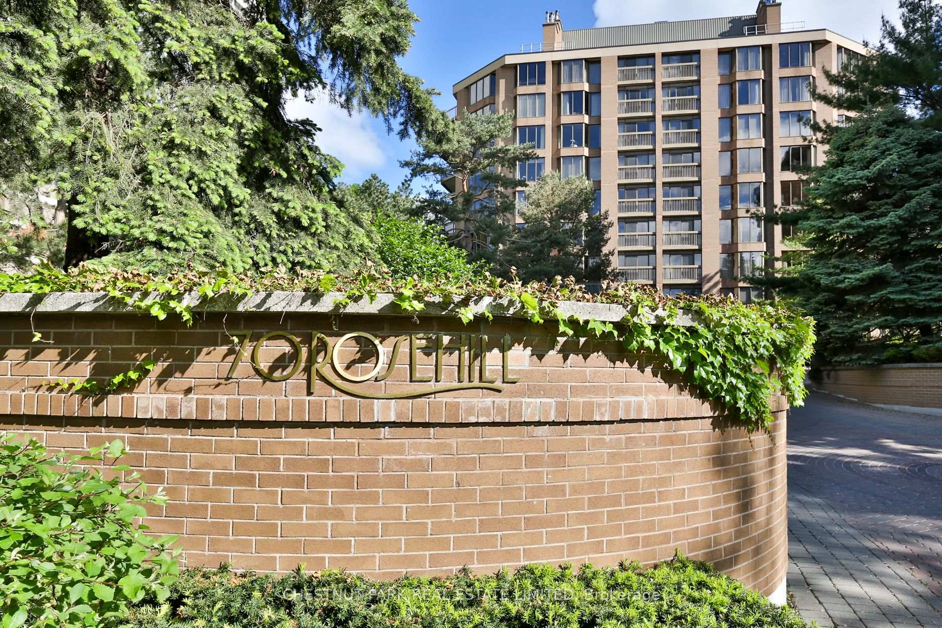 70 Rosehill Avenue