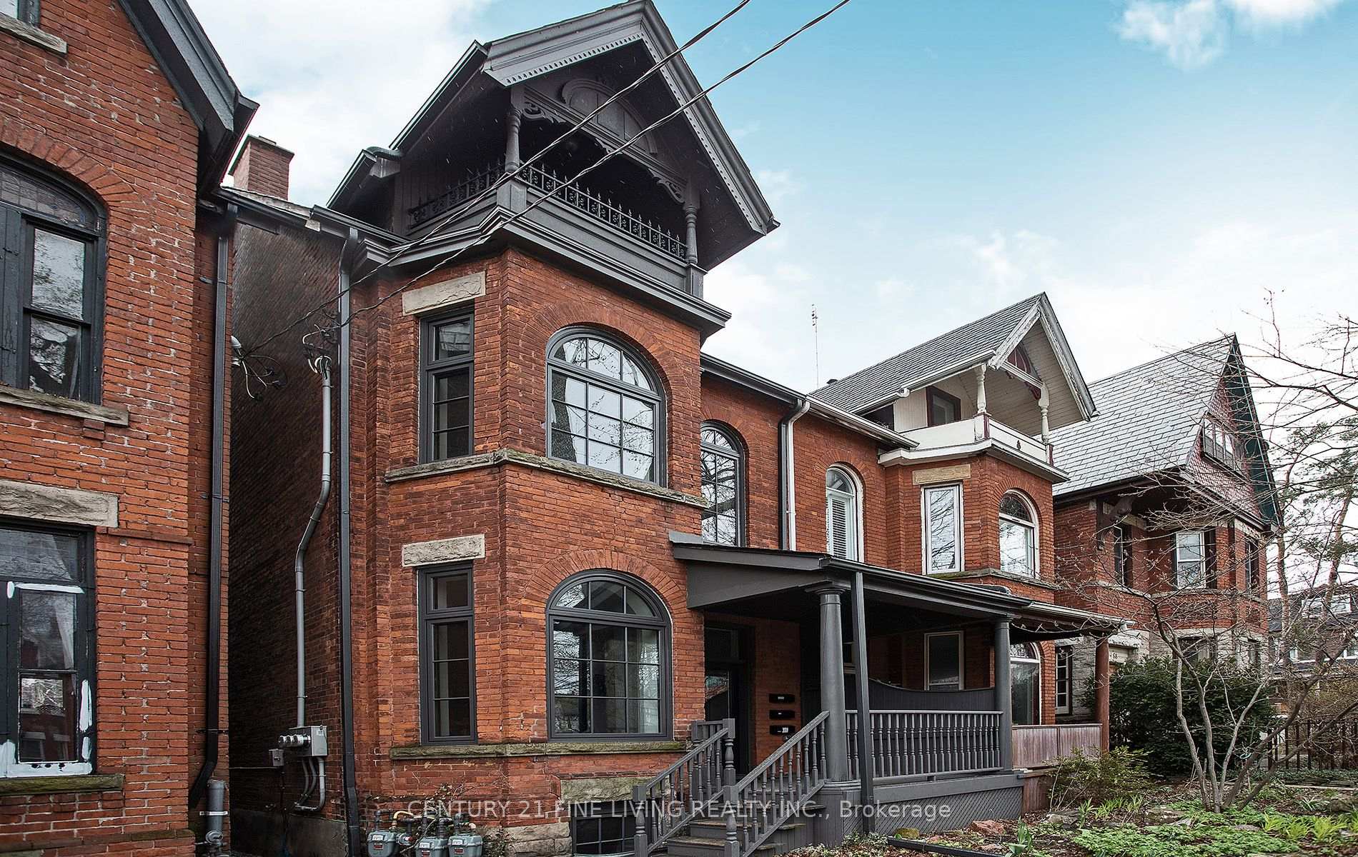 64 Lakeview Avenue