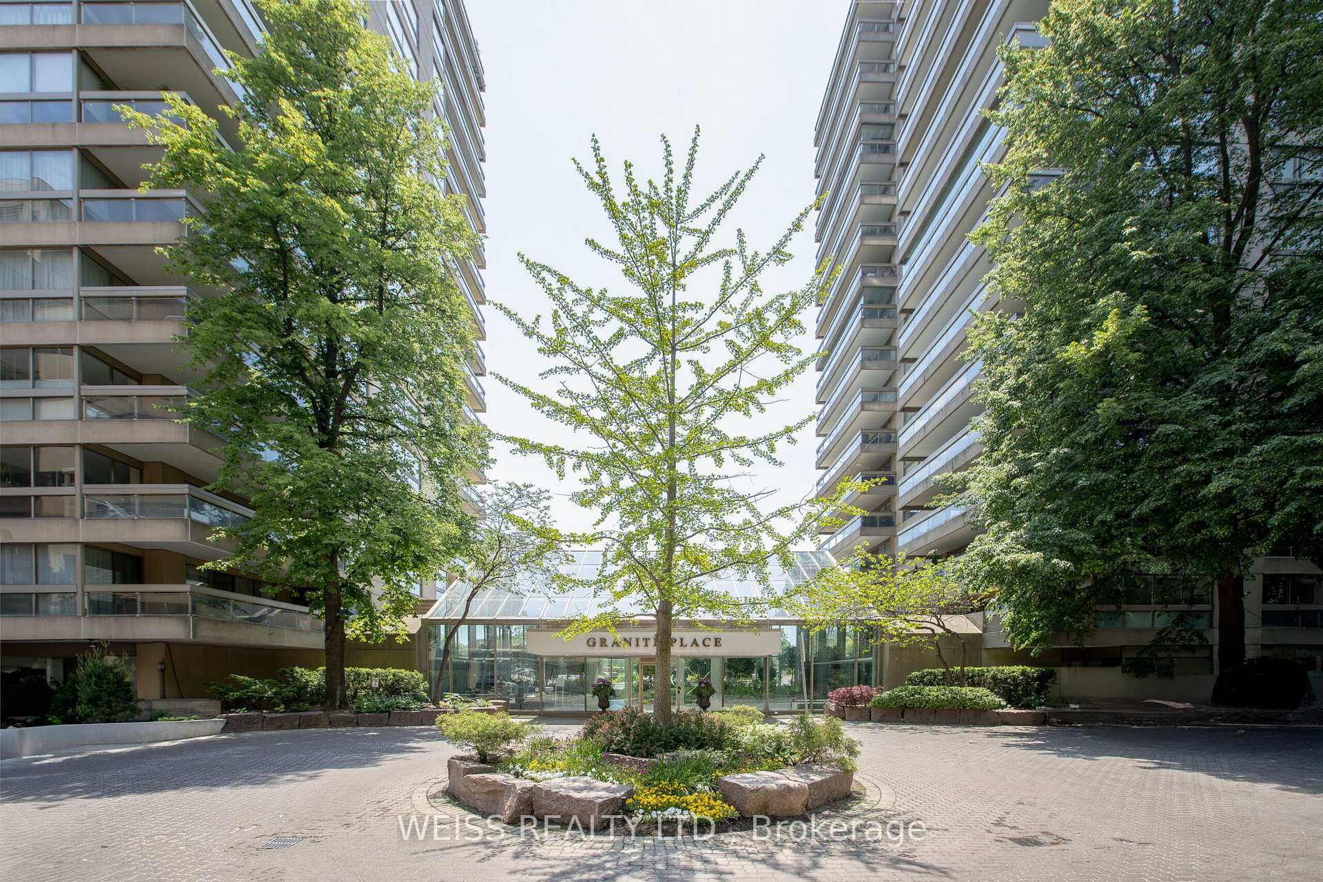 63 St. Clair Avenue W