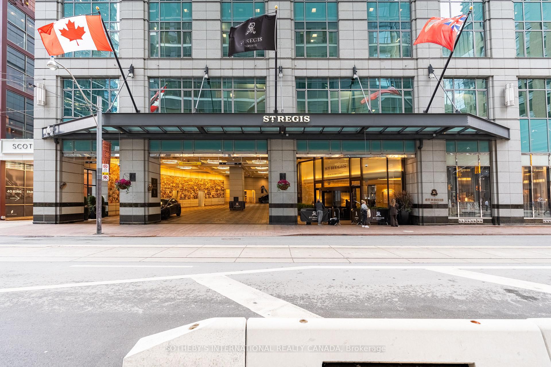 325 Bay Street