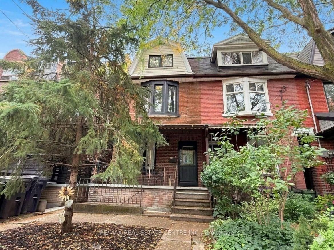 200 Roxton Road