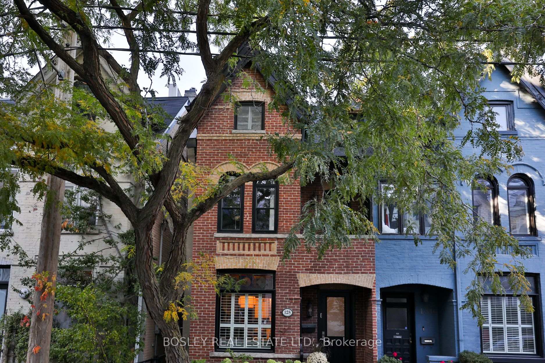 128 Collier Street