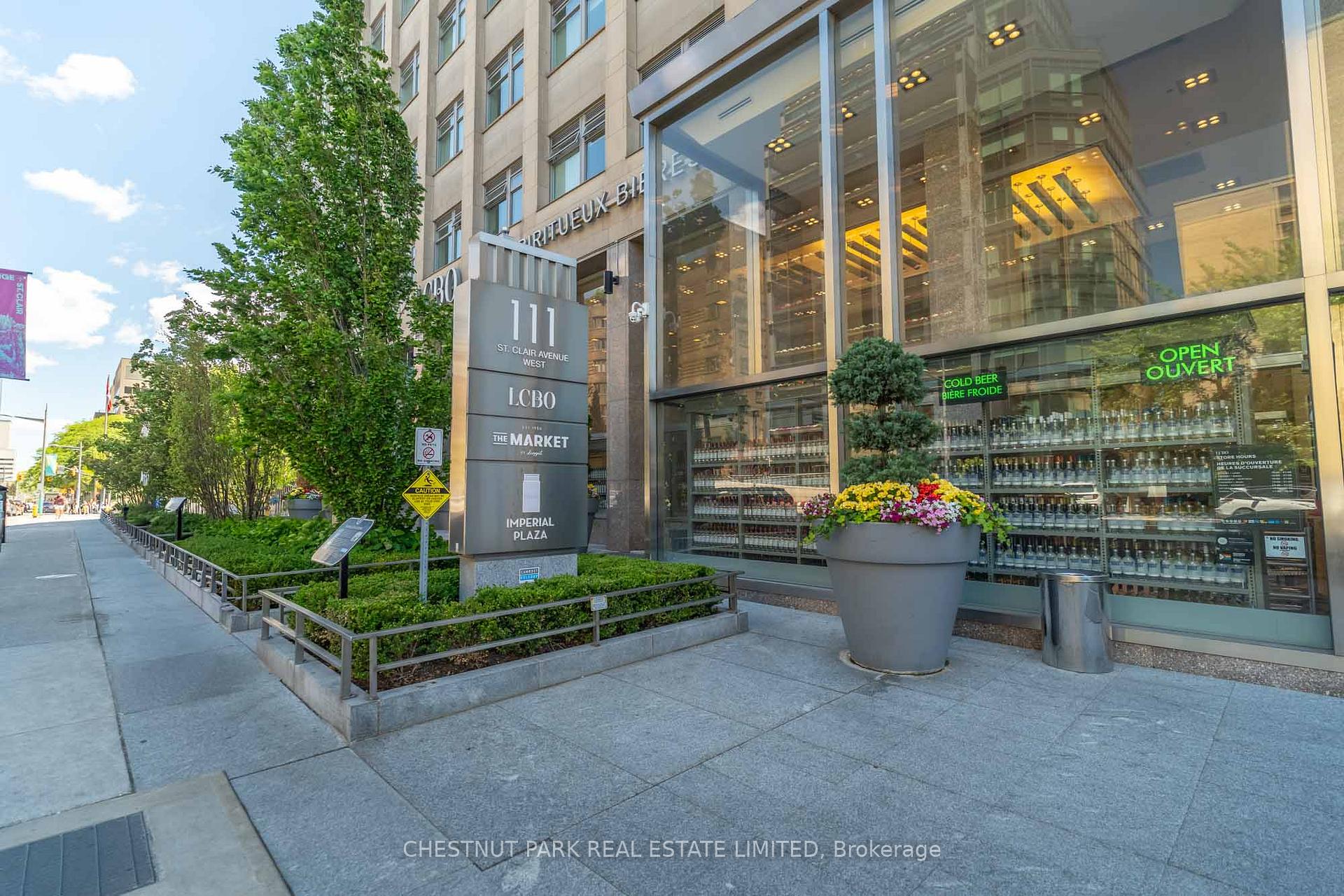 111 St Clair Avenue W