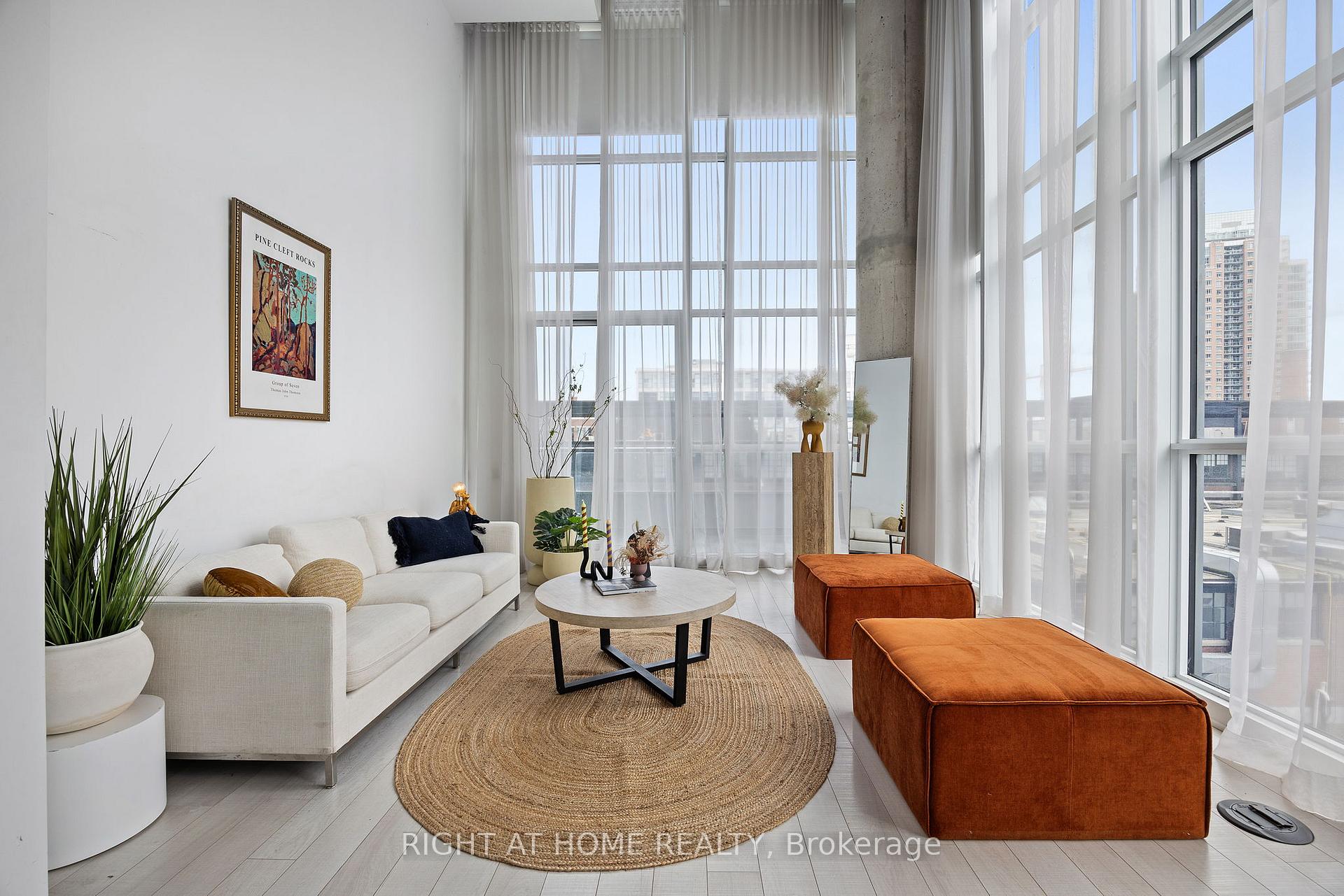 5 Hanna Avenue