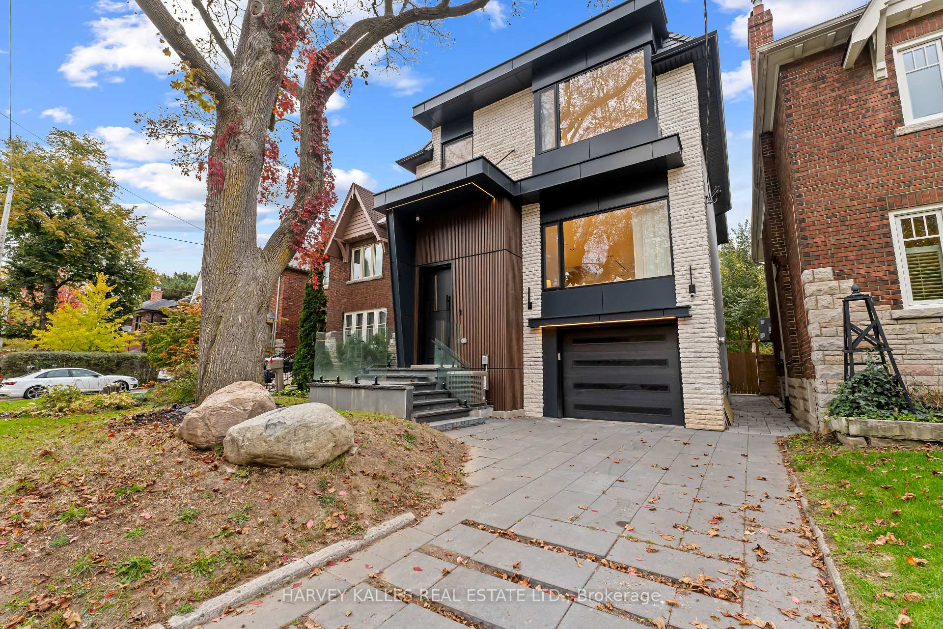 33 Saint Hilda's Avenue