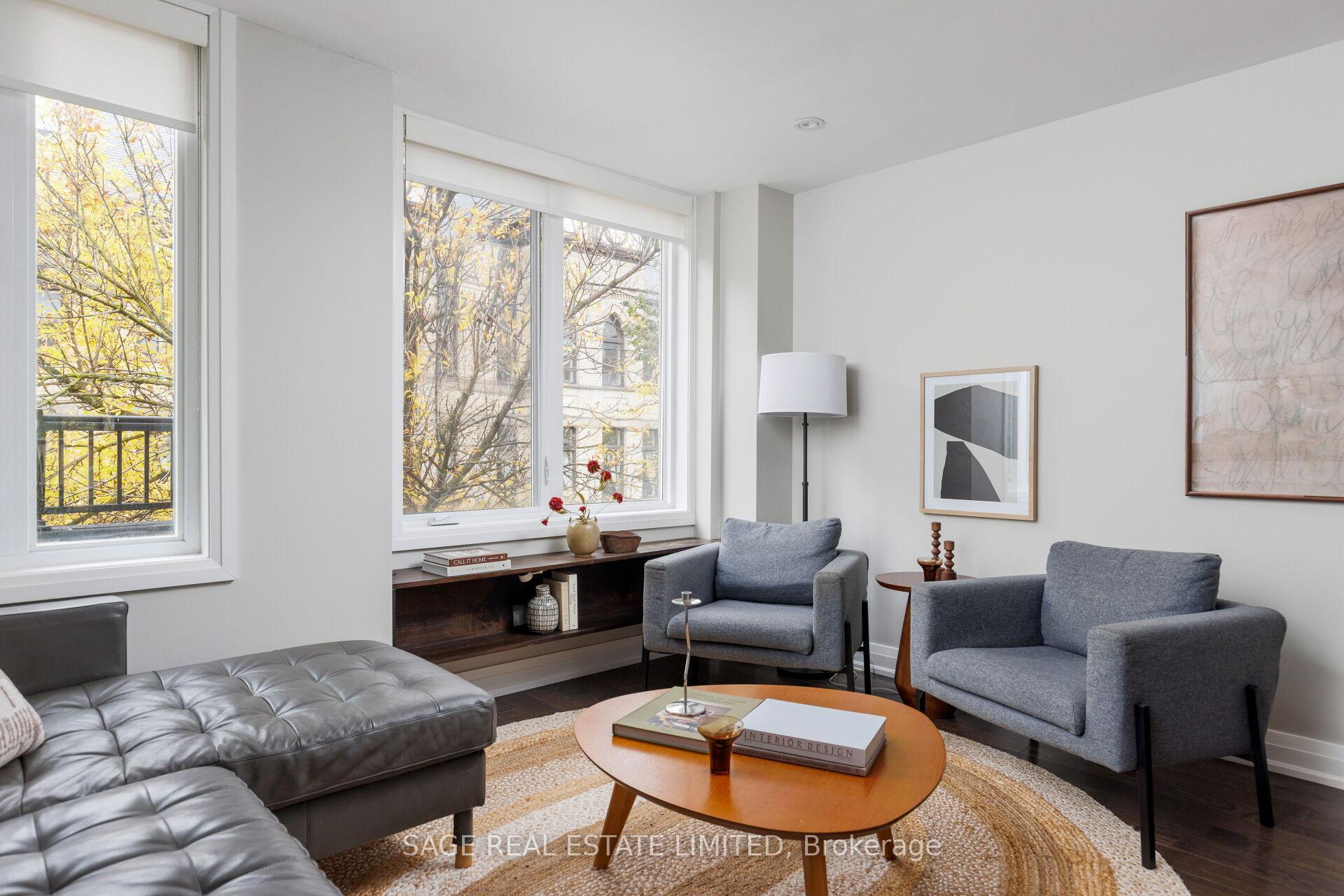 140 Bathurst Street