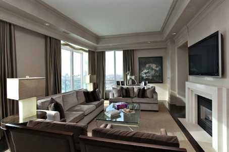25 Scrivener Sq