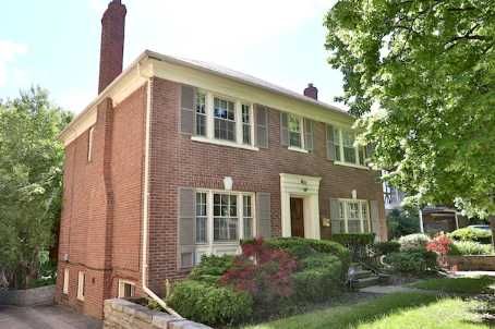 779 Spadina Rd