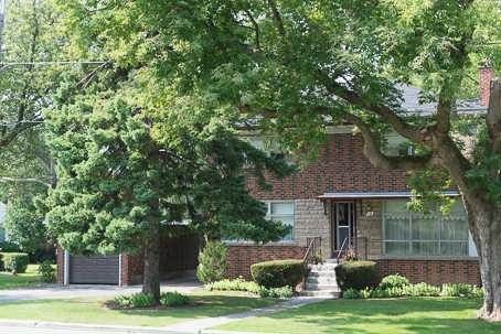 16 Brookview Dr