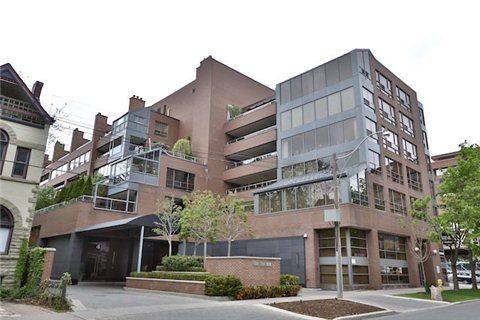 4 Lowther Ave