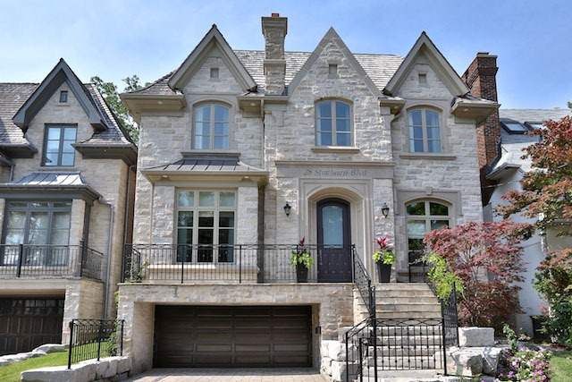 28 Strathearn Blvd