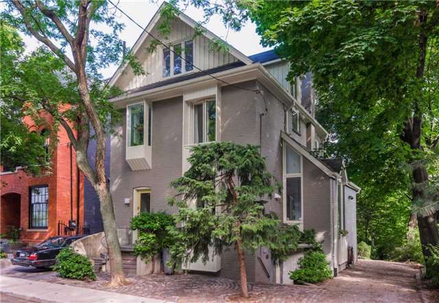 156 Collier St