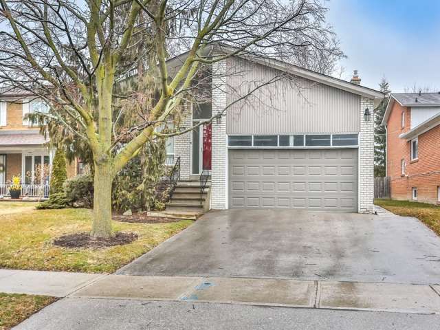 786 Cummer Ave