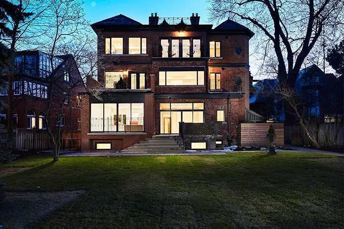 15 Scarth Rd