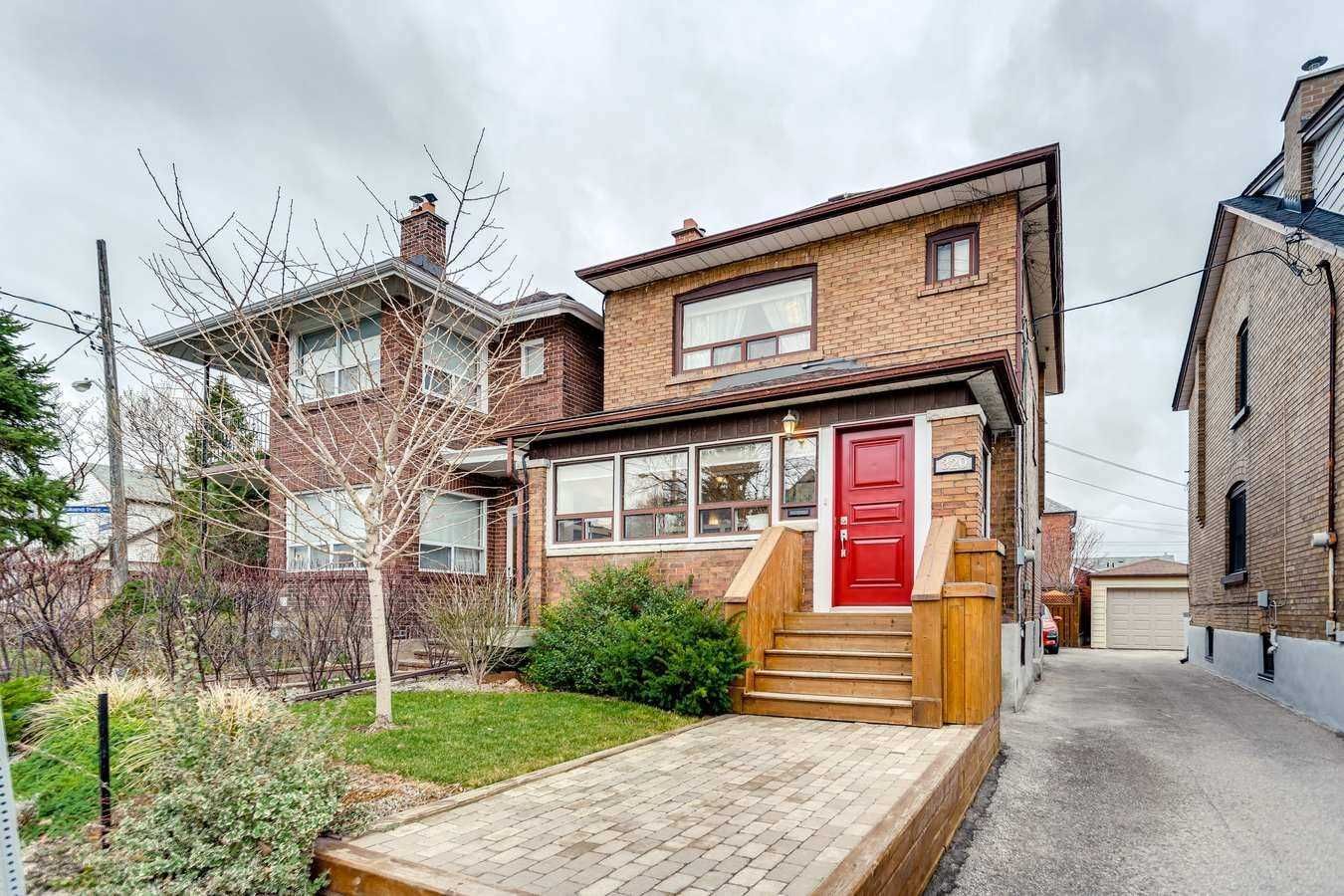 320 Glenholme Ave