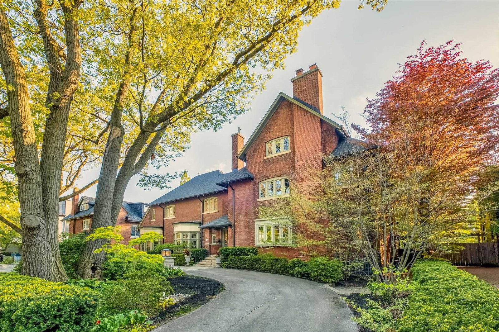 34 Warren Rd