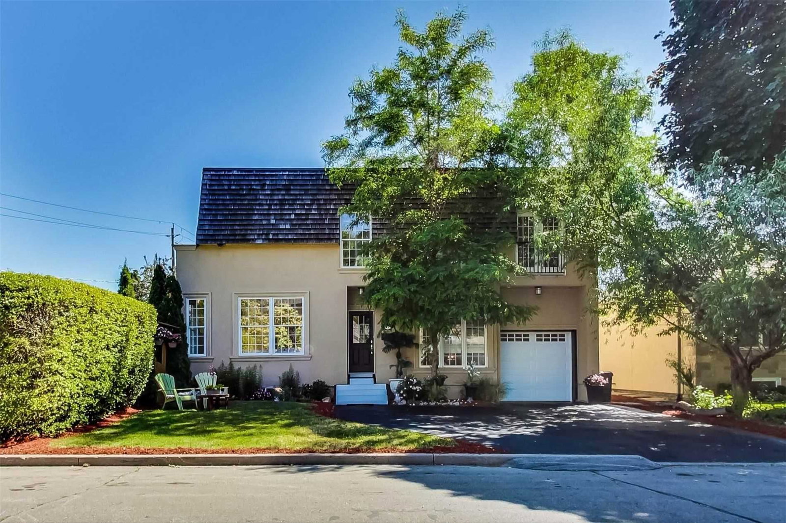 51 Almont Rd
