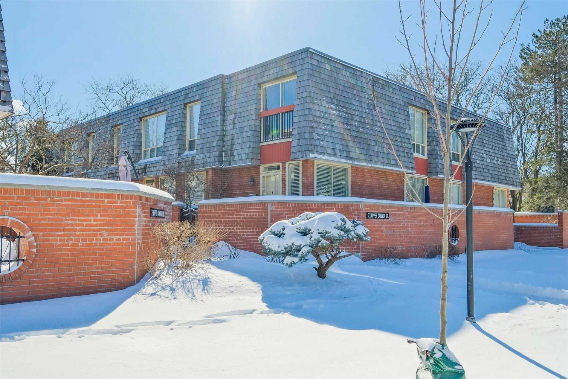 71 Upper Canada Dr