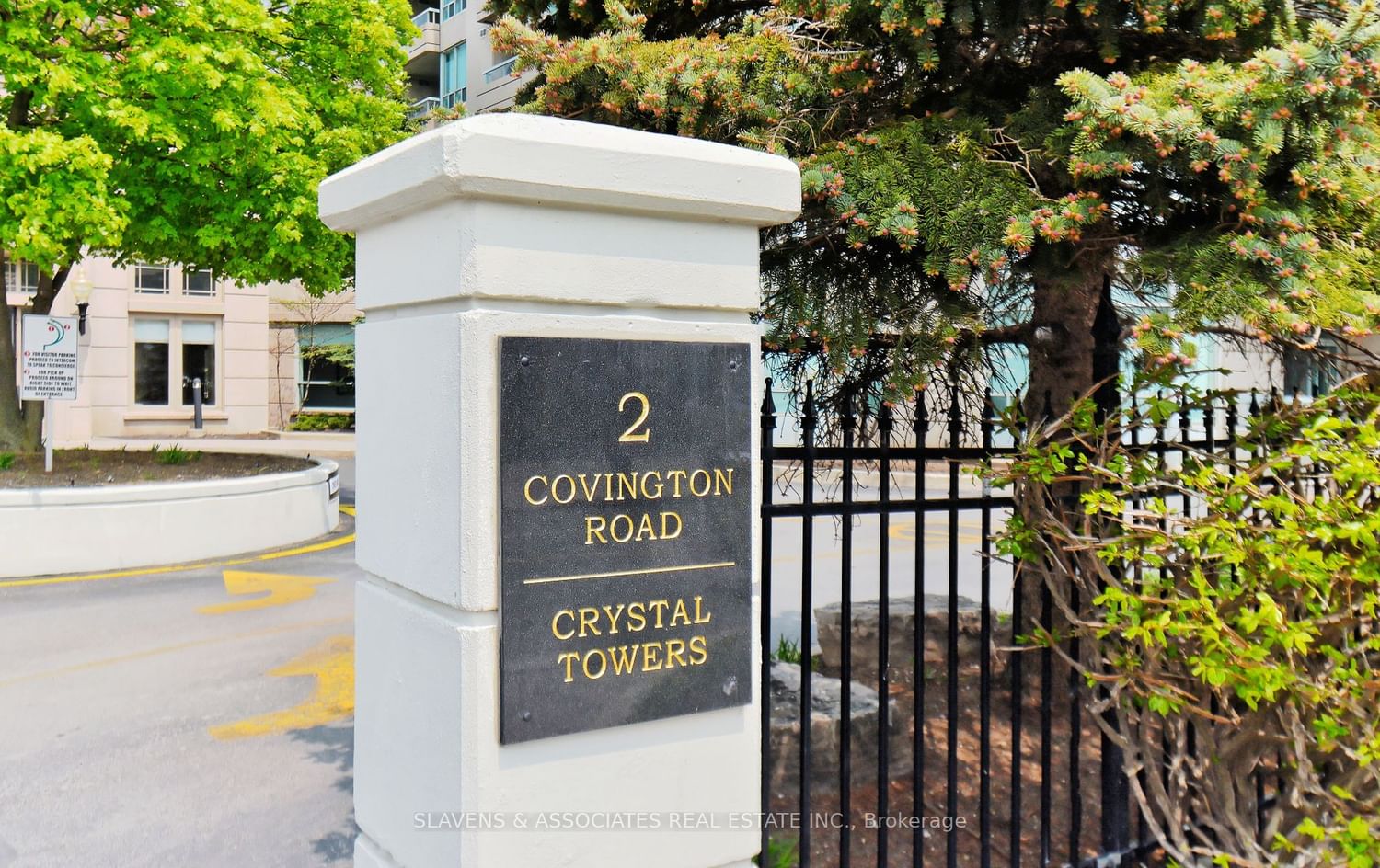 2 Covington Rd