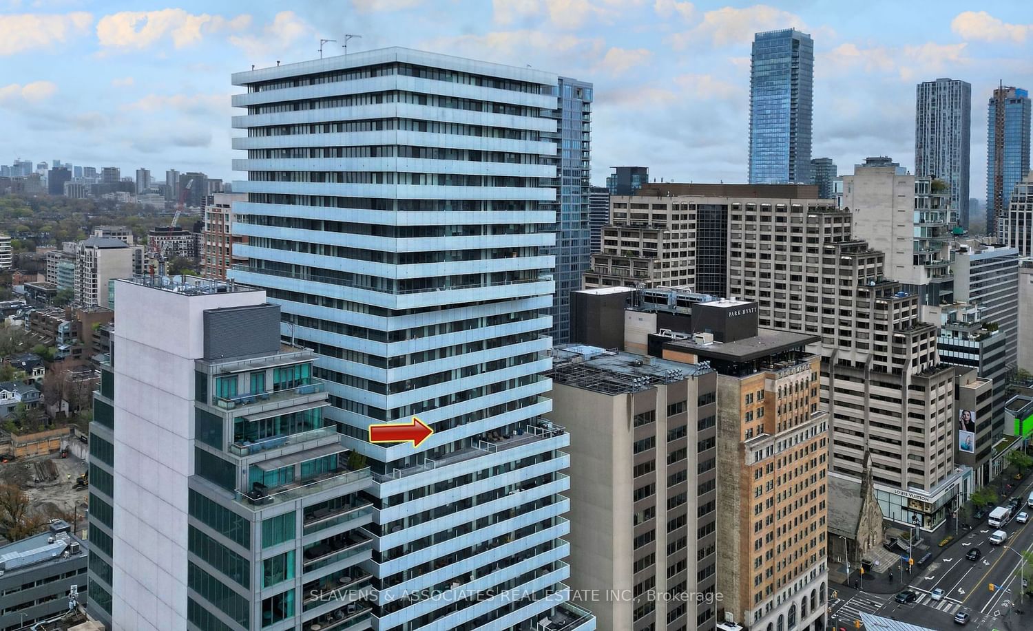 200 Bloor St W