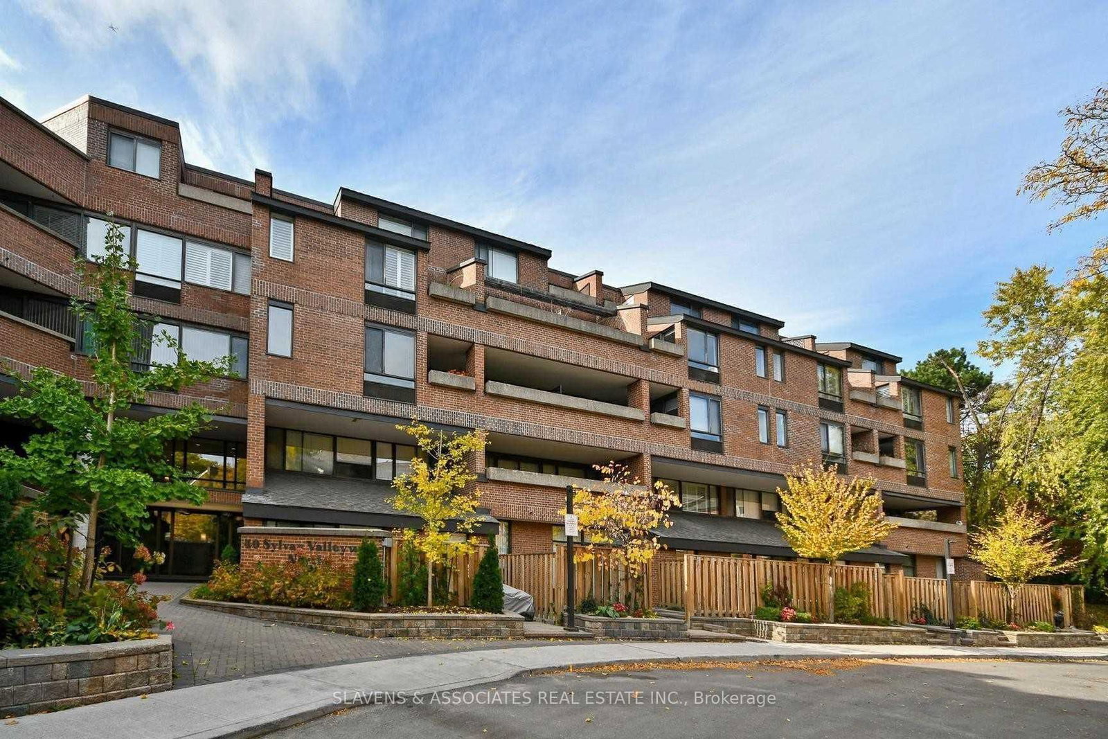 40 Sylvan Valleyway
