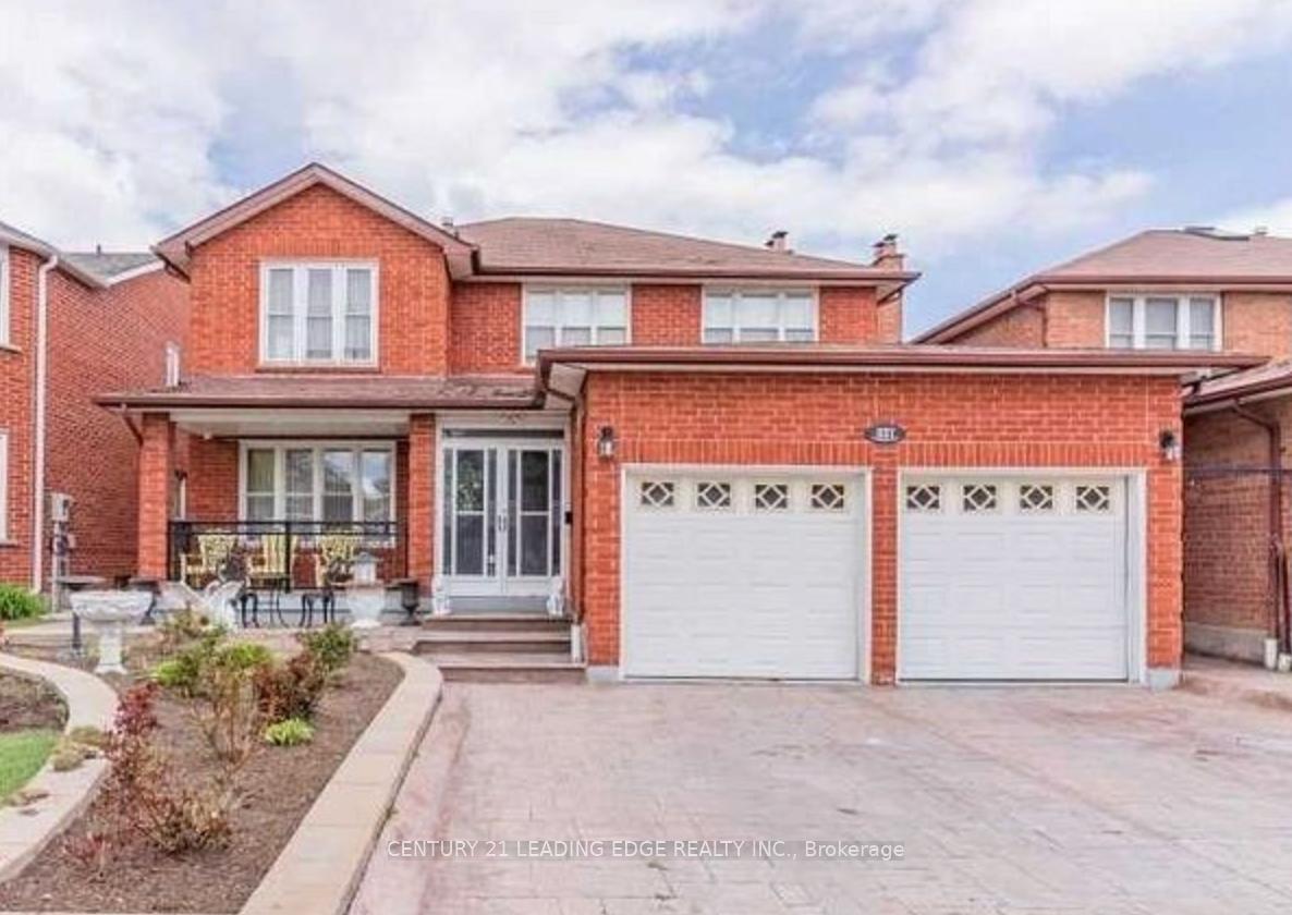 327 Goldhawk Trail