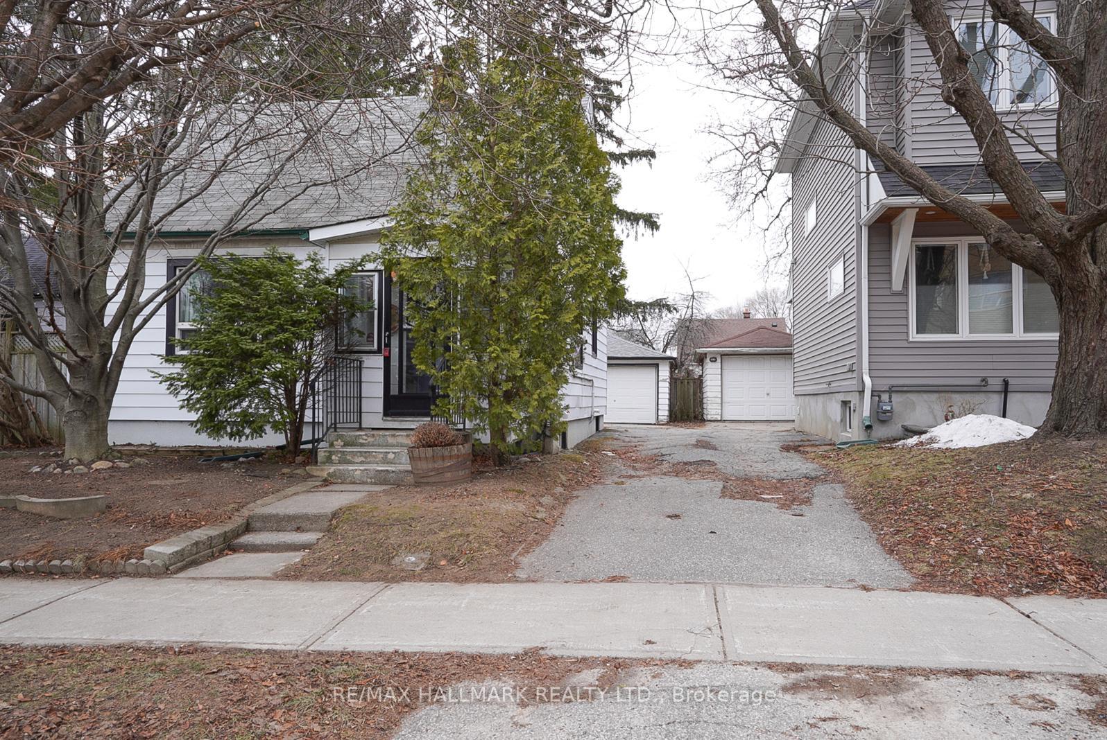 6 Warvet Crescent