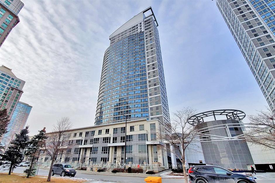 36 Lee Centre Drive