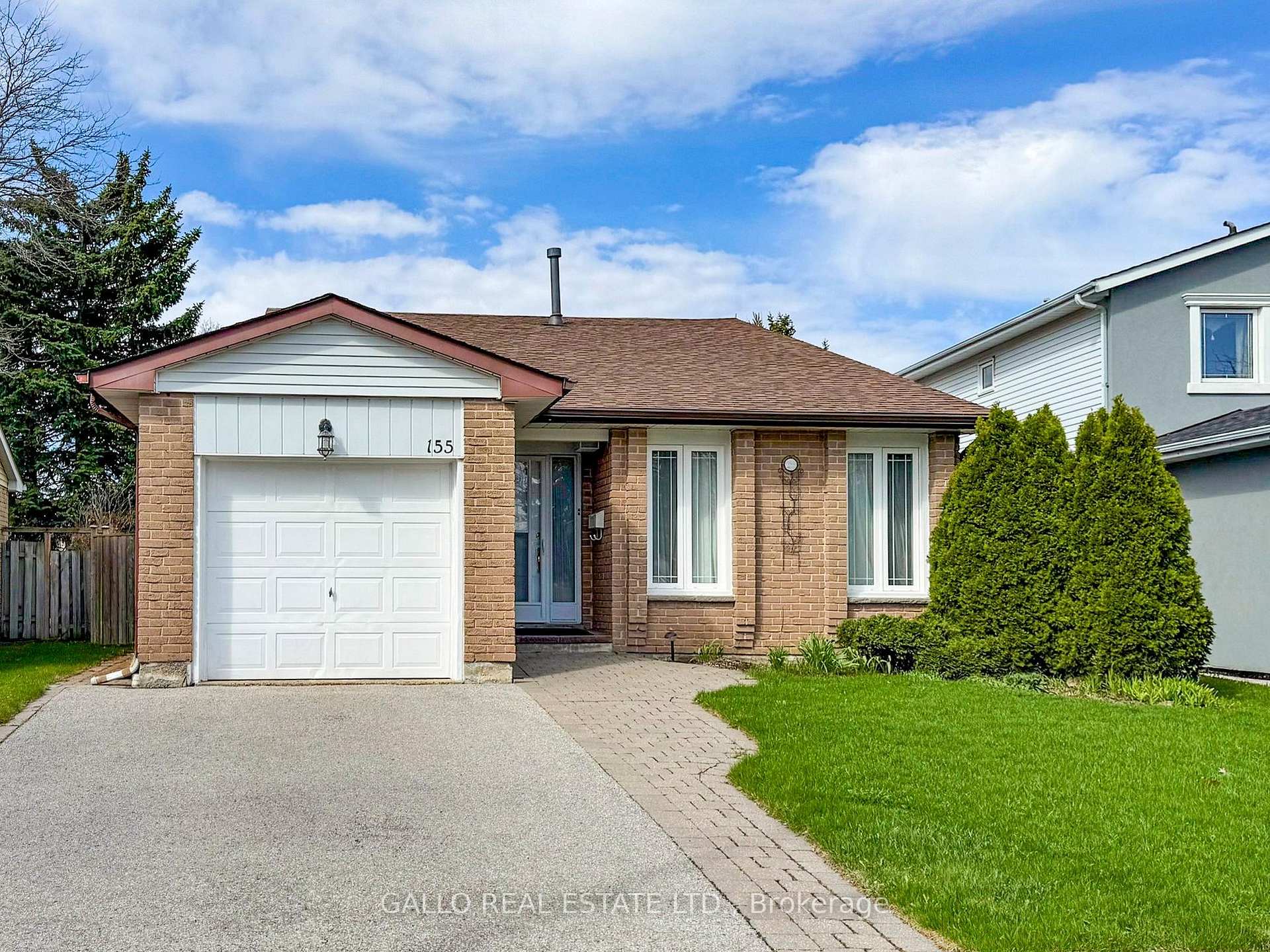 155 Goldhawk Trail