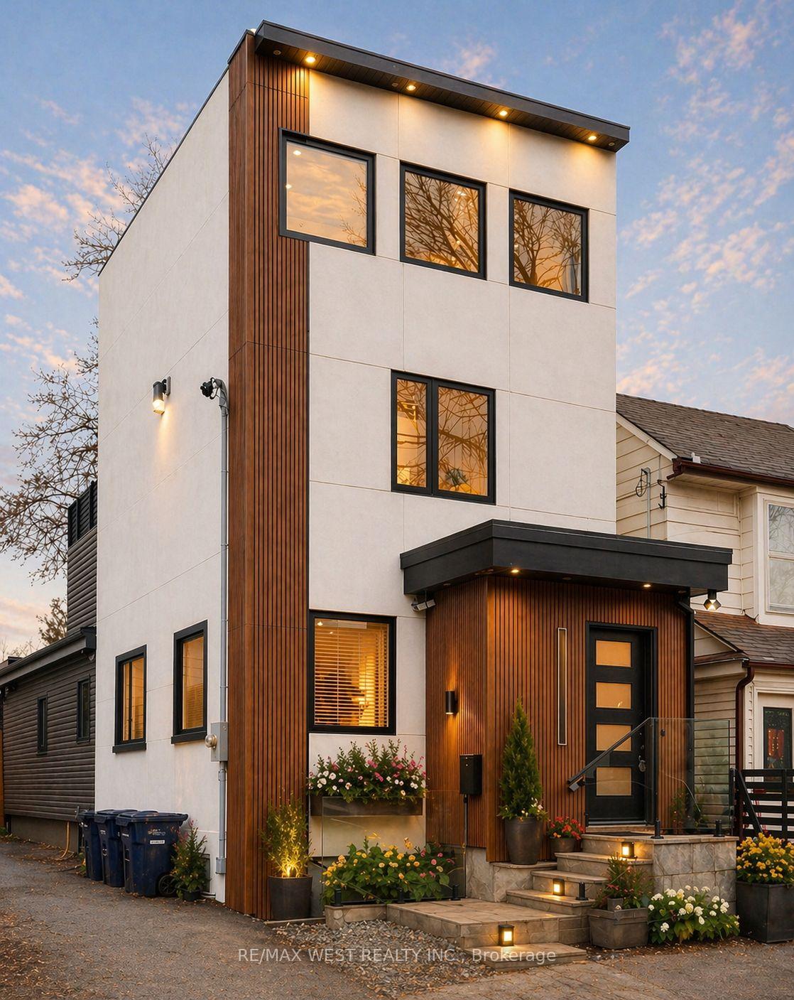 201 Rhodes Avenue