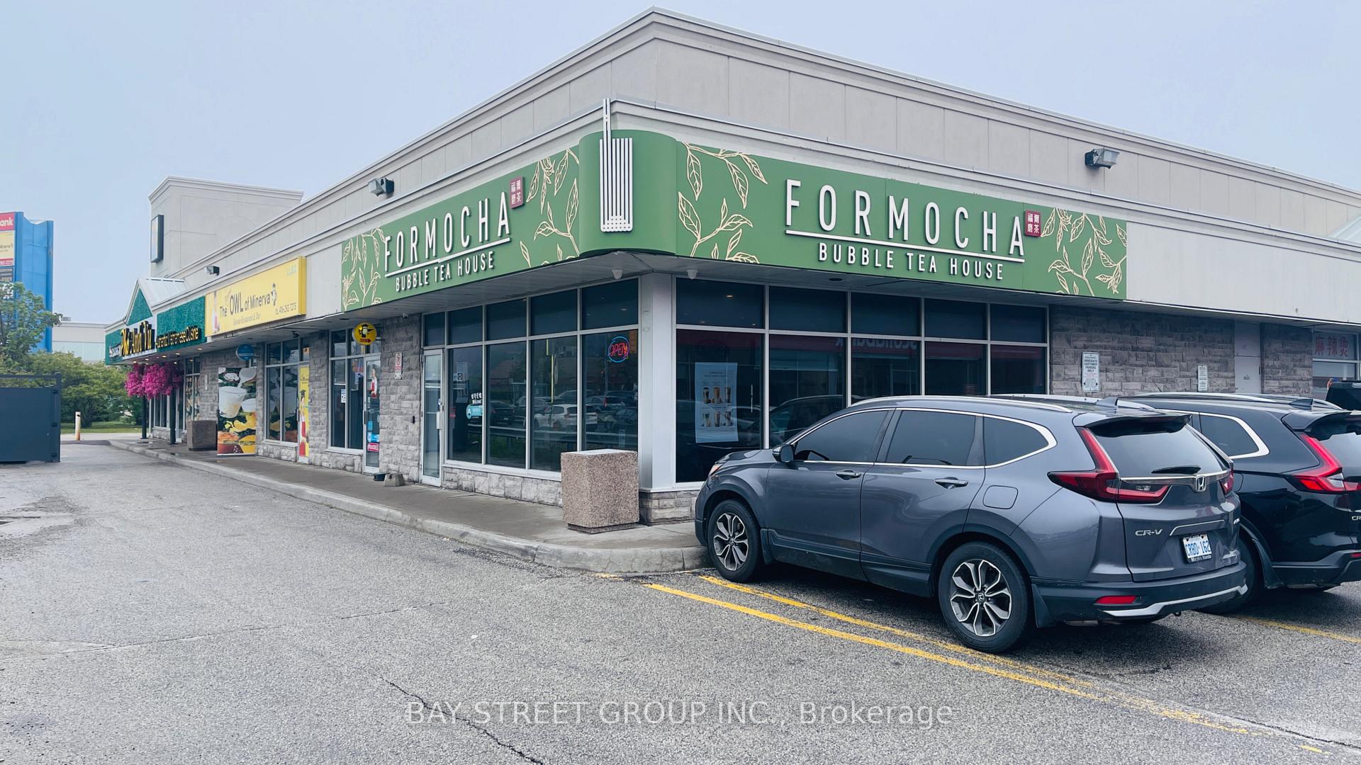 4733 Steeles Avenue E